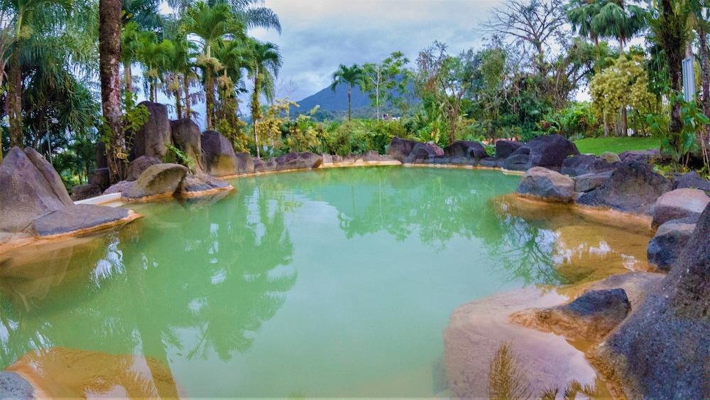 Arenal Paraiso Resort Spa & Thermo Mineral Hot Springs La Fortuna Exterior photo